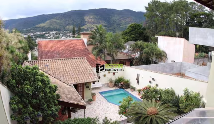 Casa com 3 dormitórios, 401 m² - venda por R$ 2.250.000,00 ou aluguel por R$ 15.628,21/mês - Vila Petrópolis - Atibaia/SP