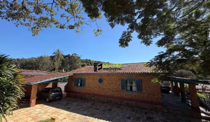 Chácara com 2 dormitórios à venda, 4400 m² por R$ 1.380.000,00 - Jardim Estância Brasil - Atibaia/SP