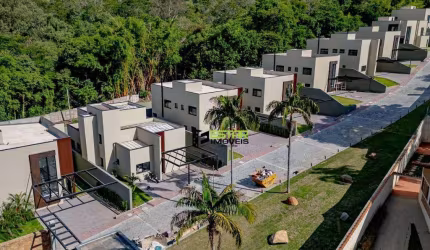 Casa com 3 dormitórios à venda, 221 m² por R$ 1.990.000 - Vila Santista - Atibaia/SP