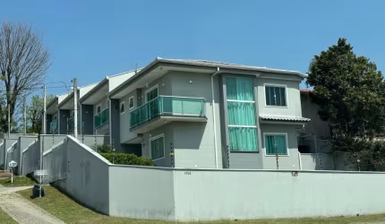 Xaxim 3 quartos suíte com closet, Sobrado alto padrão - Curitiba PR