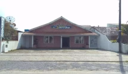 Imóvel comercial no Balneário Rainha do Mar