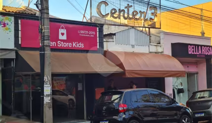 Loja à venda ou para locação em Centro - SP