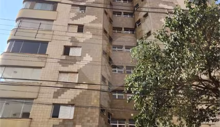 Apartamento com 4 quartos à venda ou para locação em Centro - SP