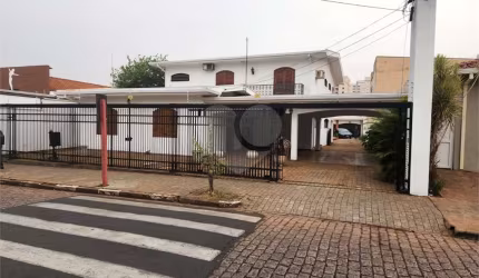 Sobrado com 4 quartos à venda em Centro - SP