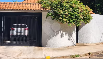 Casa com 3 quartos à venda ou para locação em Jardim Botânico - SP