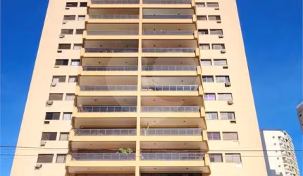 Apartamento com 3 quartos à venda em Centro - SP