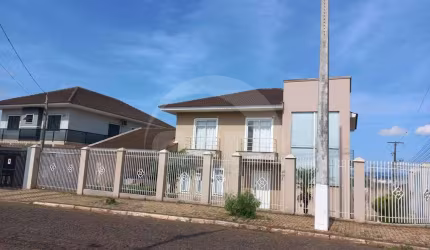 Sobrado à venda, 3 quartos, 1 suíte, 3 vagas, Oficinas - Ponta Grossa/PR