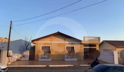Casa à venda, 5 quartos, 1 suíte, 2 vagas, Uvaranas - Ponta Grossa/PR