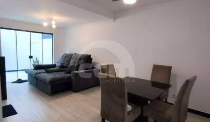 Sobrado mobiliado 3 quartos para locação no Bairro Estrela