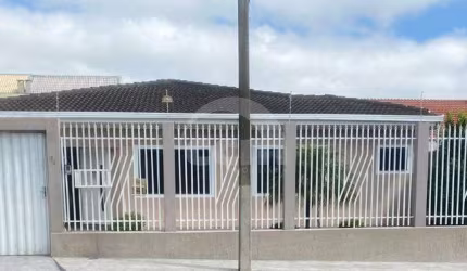 Excelente casa 3 quartos sendo 1 suíte n Bairro Colônia Dona Luiza
