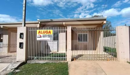 Excelente casa 2 quartos para locação no Bairro Uvaranas