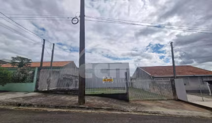 Barracão disponível para locação – 240m² de área construída!