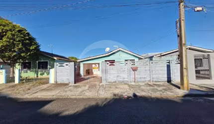 Casa com potencial e localização estratégica!