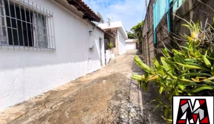Excelente oportunidade de investimento 4 casas no mesmo terreno