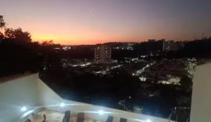 Casa a venda no Jardim da Fonte, com linda vista panorâmica e lazer.