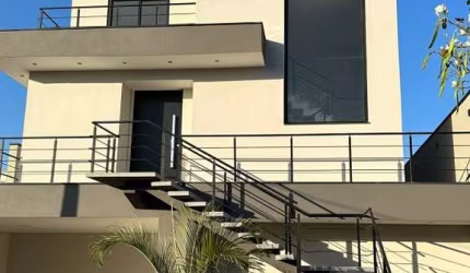 Casa nova em condomínio fechado em Jundiaí, com 3 suítes com piscina condomínio