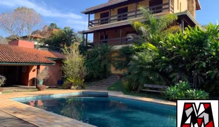 Linda Casa a venda em condomínio fechado Parque da Fazenda 04 suites com lazer total
