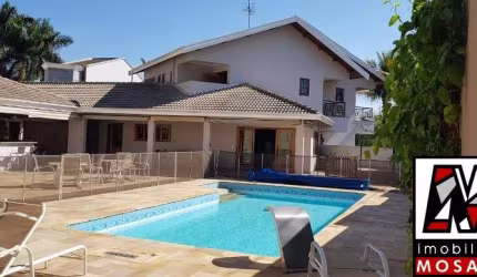 Linda casa em condomínio Portal Paraíso I, com 3 suítes, 8 vagas, piscina, Estuda Permuta