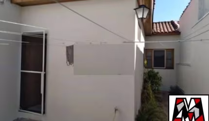 Casa térrea Vila Arens, excelente localização, financiável, aceita permuta, toda reformada.