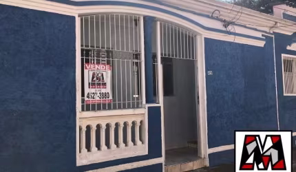 Casa térrea com 02 dormitórios, ao lado Hospital Paulo Sacramento