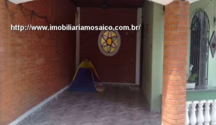 Casa térrea, Jardim Angela, financiável, piso frio, amplo quintal