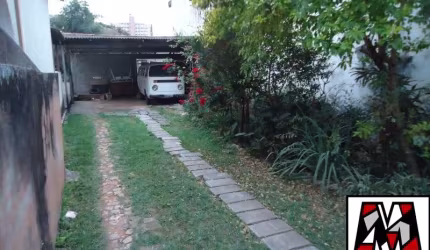 Venda ou permuta, terreno plano murado.