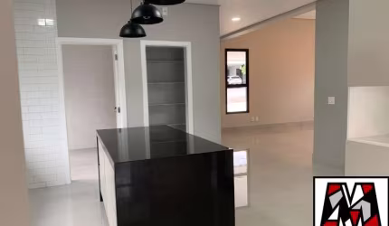 Casa totalmente Térrea em Condomínio Fechado, nova, alto padrão, com piscina