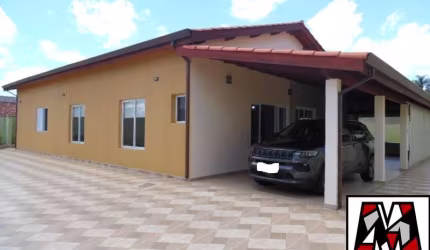 VENDO CASA TÉRREA, SEMI-NOVA, VÁRIAS VAGAS,  1400M2.