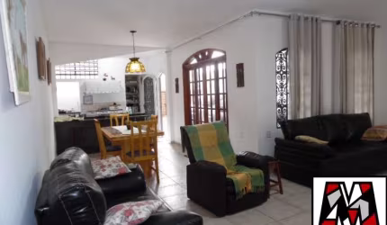 VENDO CASA VIANELO, TÉRREA, PERMUTA IMÓVEL MENOR VALOR.