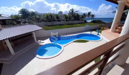 Casa de 5/4 proximo a Praia em condomínio fechado - Abrantes