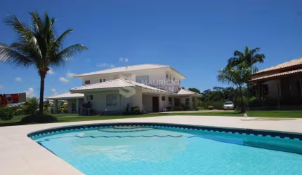 Casa com 4 suítes, sendo uma Master - Lauro de Freitas