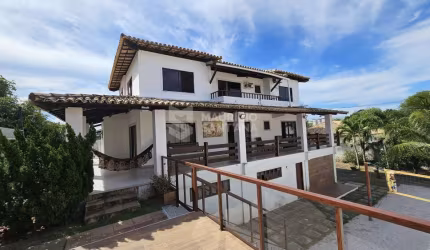 Casa de  5/4 sendo 4 suítes  em Vilas do Atlântico