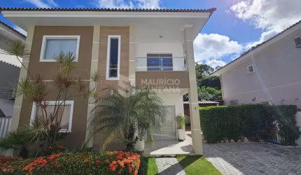 Casa Triplex 4/4, sendo 3 suítes Nascente - Buraquinho