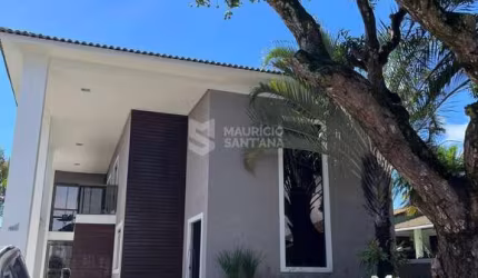 Casa 5/4, sendo 3 suítes em condomínio fechado - Abrantes