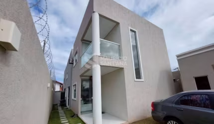 Casa Duplex Mobiliada 3/4, sendo 2 suítes - Miragem