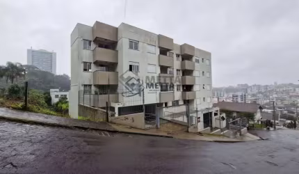 Lindo Apartamento de 01 Dormitório á Venda no Petrópolis