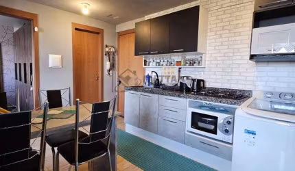 Apartamento com 2 quartos à venda no Petrópolis, Caxias do Sul , 55 m2 por R$ 219.900