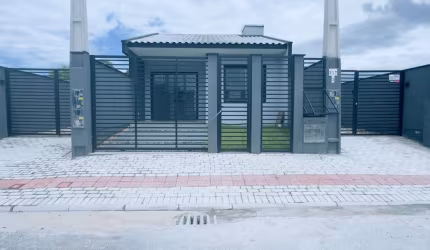 casa pronto no itajuba proximo a praia