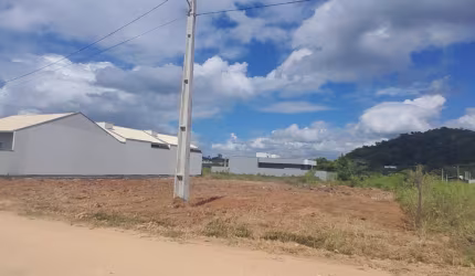 OTIMO TERRENO PROXIMO AO GRANT