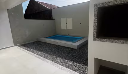 SOBRADO DOS SONHOS PROXIMO A PRAIA