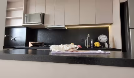 APARTAMENTO A 170 METROS DA PRAIA NO CENTRO DE BALNEARIO PIÇARRAS