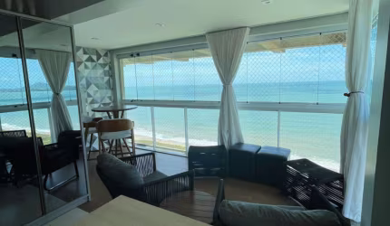 APARTAMENTO FRENTE MAR QUATRO QUARTOS