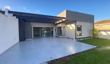 LINDA CASA APENAS 600 METROS DA PRAIA SOZINHA NO QUINTAL