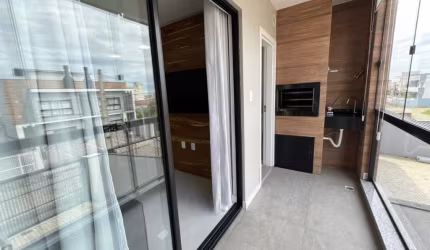 lindo apartamento mobiliado e decorado com fino acabamento pertinho da praia