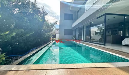 Casa linda de esquina com 4 suítes à venda, 375 m² por R$ 3.150.000 - Residencial Duas Marias - Indaiatuba/SP