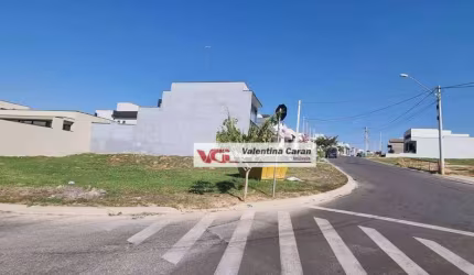 Terreno com 377,17m² de esquina com visão privilegiada da mata  do Condomínio Residencial Mantova