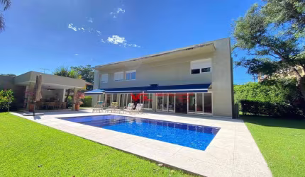 Linda Casa para Venda no Helvetia Country - 04 suítes, porteira fechada - 536 m² por R$ 5.200.000 - Helvétia Country - Indaiatuba/SP
