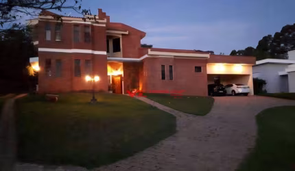 Sobrado com 4 dormitórios à venda, 450 m² por R$ 1.700.000,00 - Condomínio Monte Belo - Salto/SP