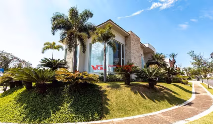 Casa de Luxo com 04 suítes, fino acabamento e piscina com prainha à venda, 760 m² por R$ 7.400.000 - Jardim Vila Paradiso - Indaiatuba/SP