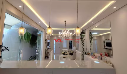 Linda casa no Jardim Itamaracá